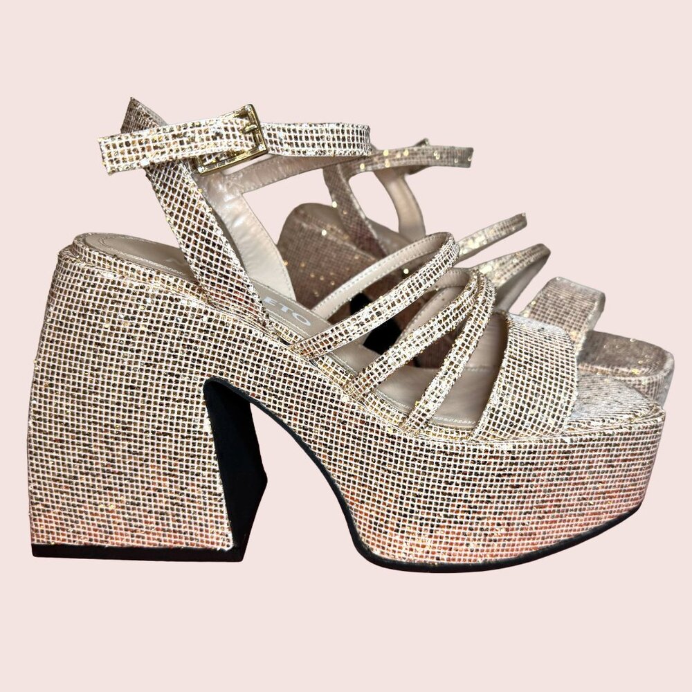 BRAND NEW IN BOX ✨ Nodaleto Bulla Chibi Glitter Mesh Platforms Blush ✨